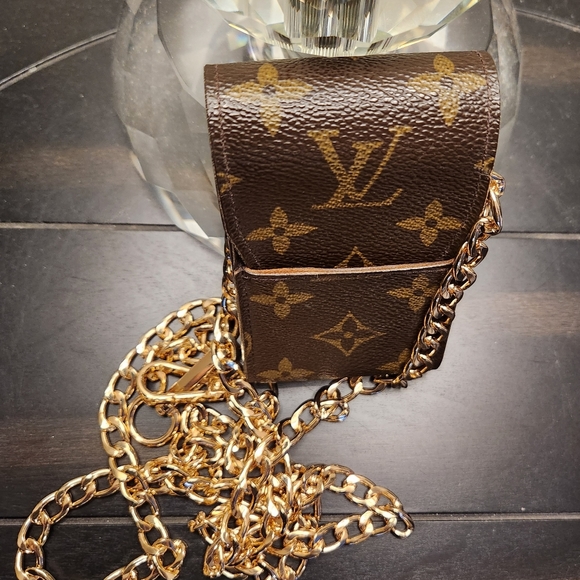 LOUIS VUITTON Etui Cigarette/Accessory Case Authentication #CT0026 - Picture 1 of 16
